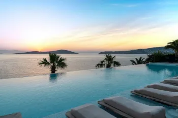 5-star seafront luxury hotel serviced-residences in Bodrum